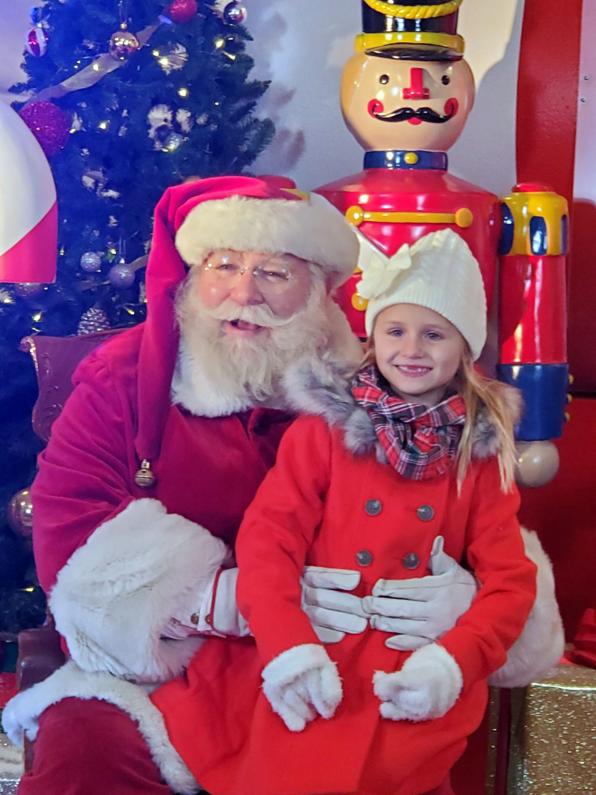 Ceily Kavan with Santa.jpg